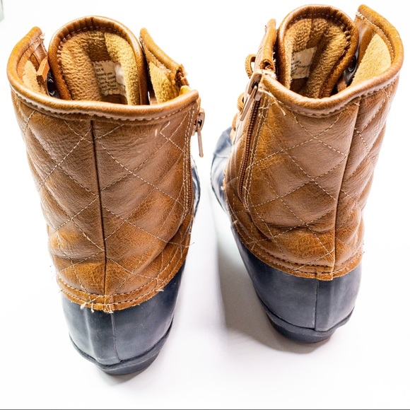 Steve Madden Tillis Duck Boots Rubber Navy&Brown - Picture 5 of 6